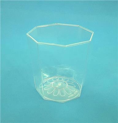 VASO OCTOGONAL  Cristal